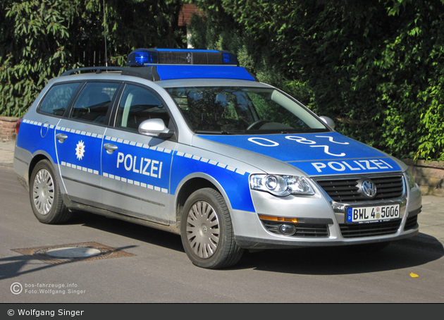 Stuttgart - VW Passat - FuStW (BWL 4-5006) (a.D.)