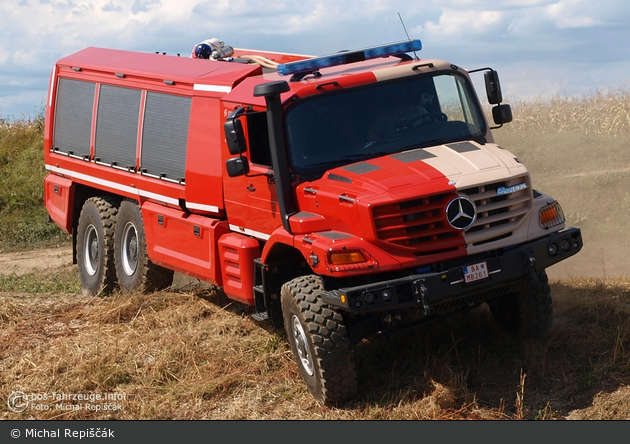 Mercedes-Benz Zetros 2733 6x6 - Stražan - TLF-W