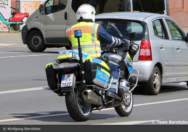 B-7827 - BMW R 1200 RT - Krad