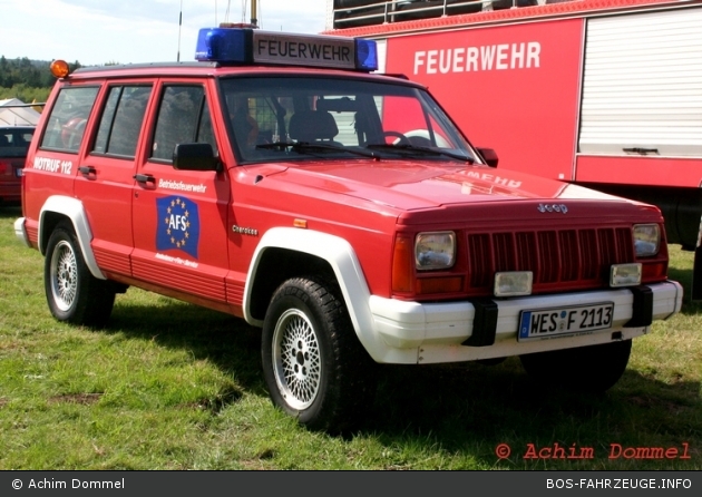 Kamp-Lintfort - Ambulance Fire Service - ELW1