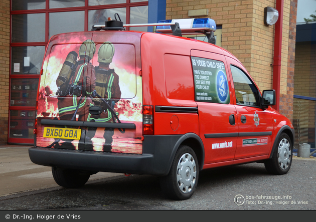Dudley - West Midlands Fire Service - Car