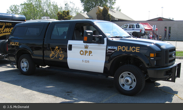 Ontario - Provincial Police - 05-226
