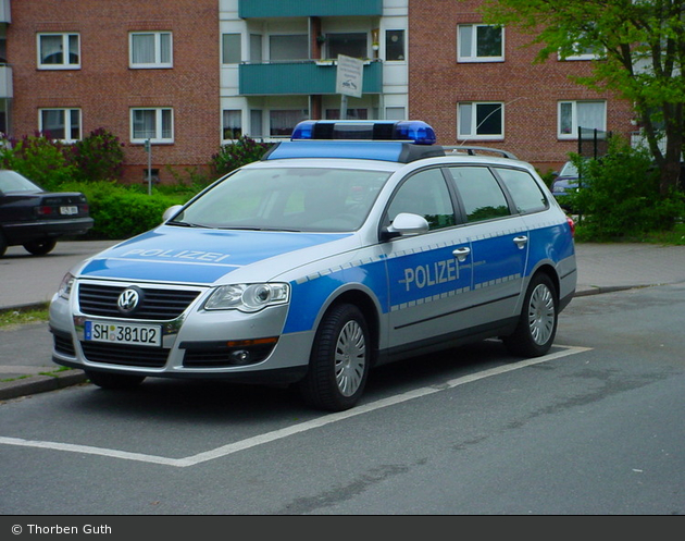 Flensburg - VW Passat Variant - FuStW / DHuFüKW