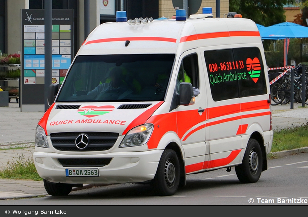 Quick Ambulance - MB Sprinter - KTW (B-QA 2563)