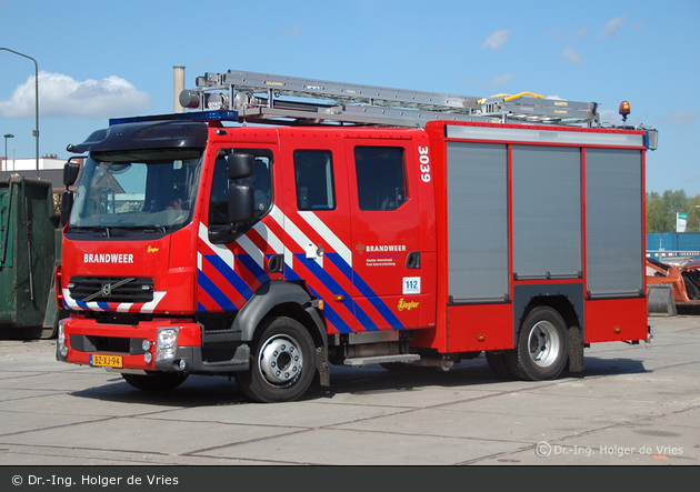 Geertruidenberg - Brandweer - TLF - 3039