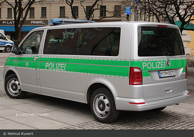 M-PM 8572 - VW T6 Multivan - FüKw (alt)