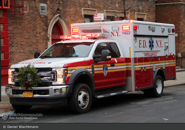 FDNY - EMS - Ambulance 1423 - RTW