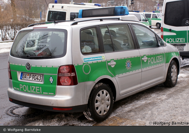 BA-P 9043 - VW Touran - Führungsfahrzeug