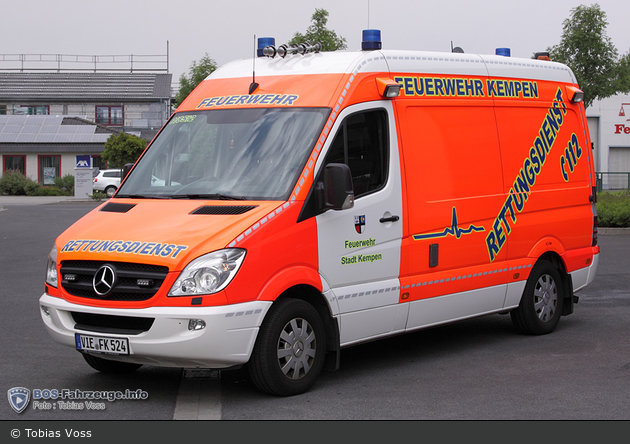 Rettung Kempen 03 KTW 02 (a.D.)