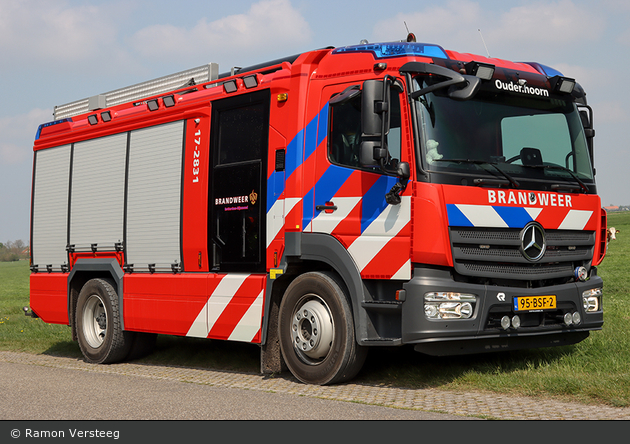 Hellevoetsluis - Brandweer - HLF - 17-2831