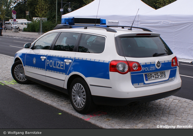 BP15-378 - VW Passat Variant - FuStw