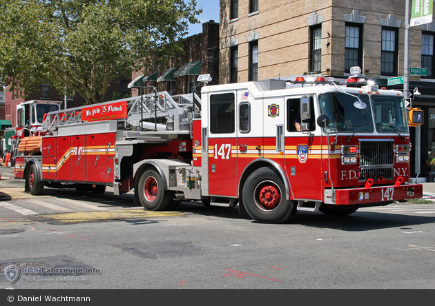 FDNY - Brooklyn - Ladder 147 - DL