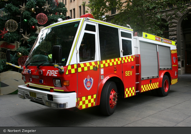 Sydney - Fire and Rescue New South Wales - HLF