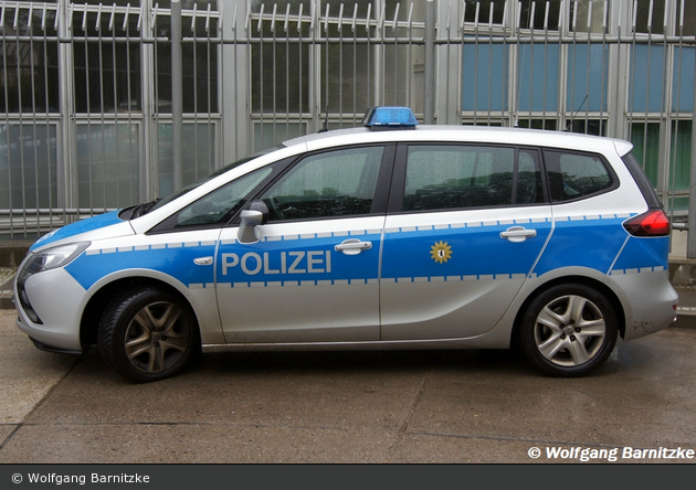 B-30421 - Opel Zafira Tourer - FuStW