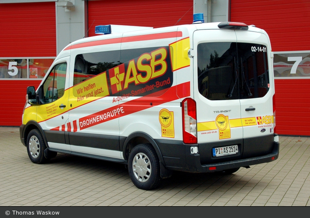 Sama Steinburg 02/14-01