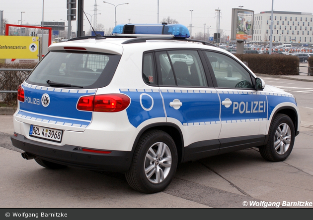 BBL4-3968 - VW Tiguan - FuStW