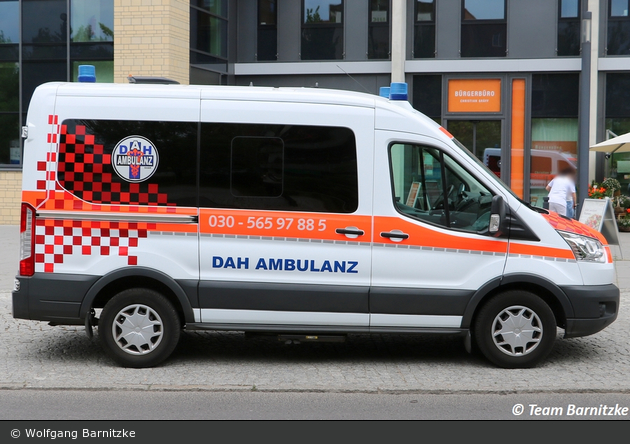 DAH Ambulanz GmbH - KTW (B-AH 652)