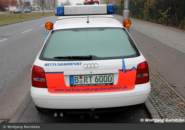 Krankentransport Berliner Rettungsdienst Team - NEF / PKW