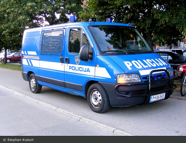 Ljubljana - Policija - HGruKw