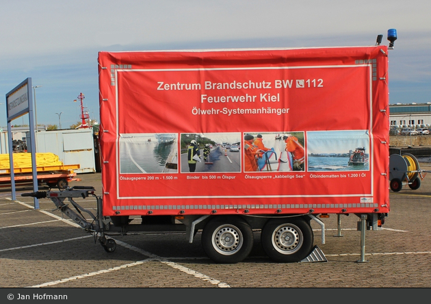 Kiel - Feuerwehr - Anhänger Ölwehr