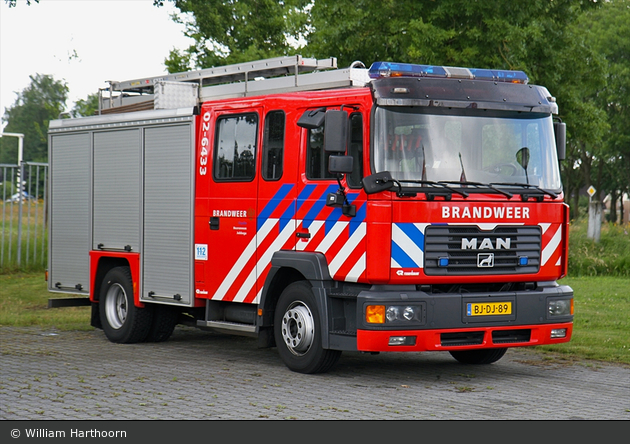 Heerenveen - Brandweer - HLF - 02-6433 (a.D.)