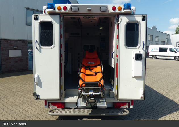Bremen - Akut Ambulanz - RTW (HB-AA 548)