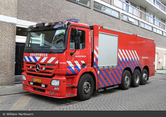 Rotterdam - Brandweer - SLF - 17-1061