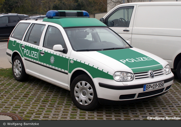 BP19-556 - VW Golf Variant - FuStW (alt)