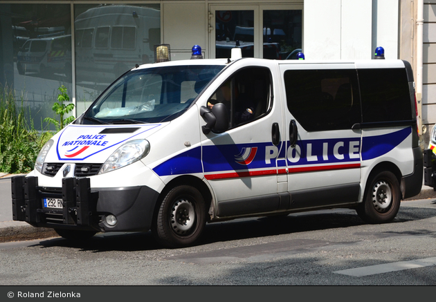 Paris - Police Nationale - CSI 75 - HGruKw