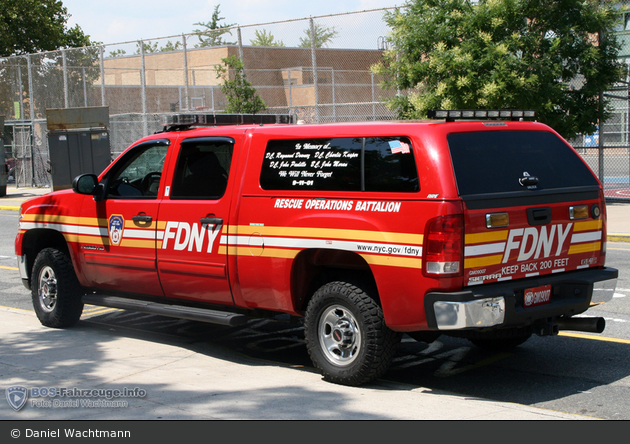 FDNY - Manhattan - Rescue Battalion - ELW