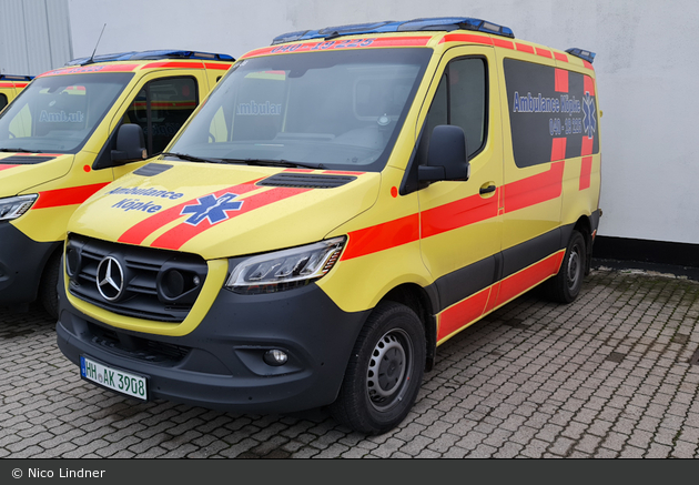 Ambulance Köpke  - KTW 08 (HH-AK 3908)