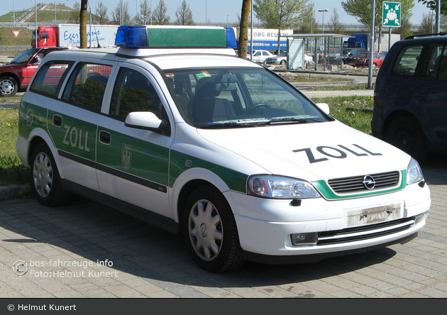 BY - München - Opel Astra Caravan (a.D.)