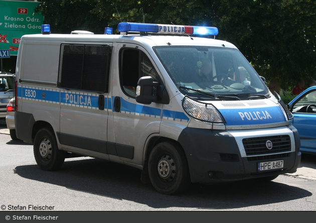 Słubice - Policja - FuStW - B830
