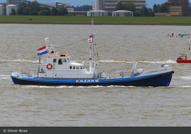 Scheveningen - Koninklijke Noord- en Zuid-Hollandsche Redding-Maatschappij - Seenotrettungsboot "BERNHARD VAN LEER" (a.D.)