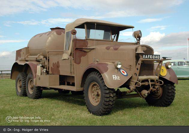 Scampton - Royal Air Force - Crash Tender (a.D.)