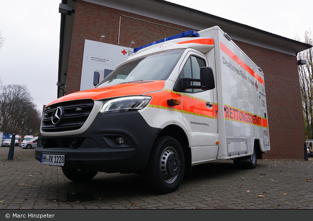 Rotkreuz Hamburg RTW (HH-RK 1228)
