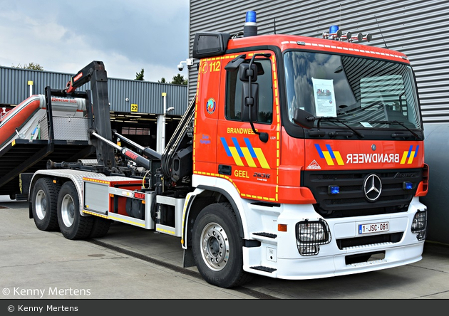 Geel - Brandweer - WLF-Kran - L529