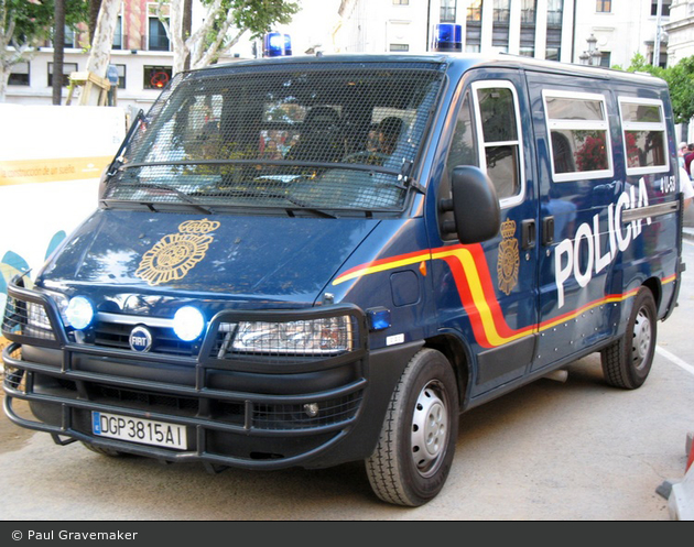 Sevilla - Cuerpo Nacional de Policía - GruKw