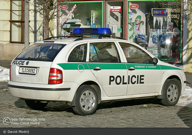Frýdlant - Policie - FuStW - 1L0 6092