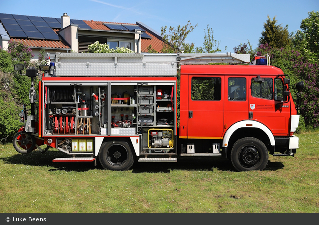 Florian Wackerow 44-01