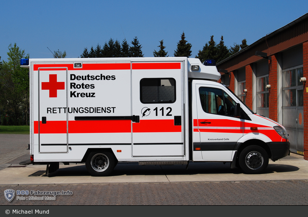 Rotkreuz Celle 43/83-01 (a.D.)