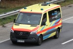 Ambulance Avicenna - 01/KTW-04 (HH-AV 2060)