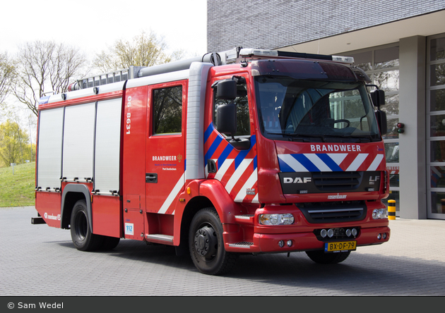 Doetinchem - Brandweer - HLF - 06-8631