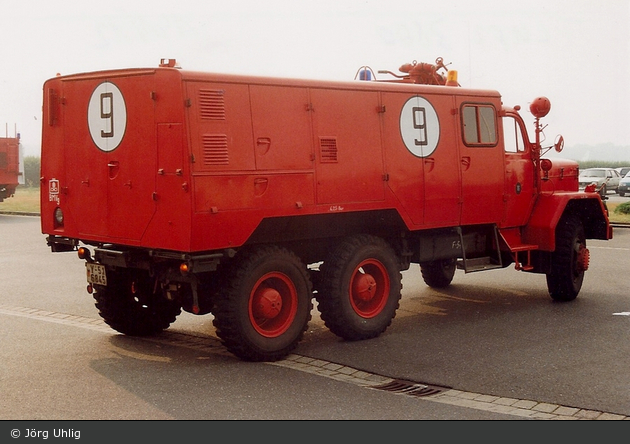 Köln-Wahn - Feuerwehr - FlKFZ 3800 (a.D.)