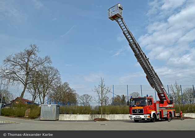 Florian Wetzlar 03/30-01