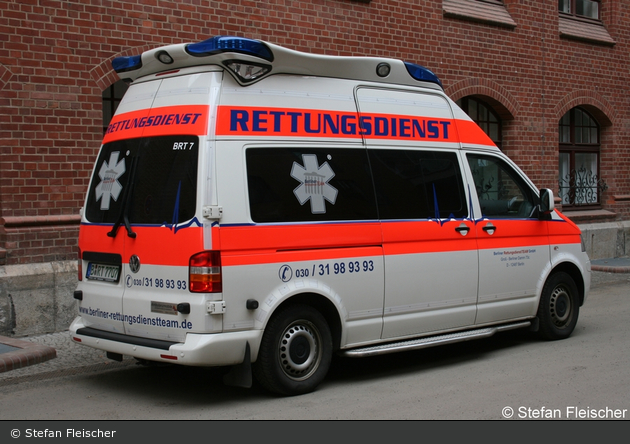Krankentransport Berliner Rettungsdienst Team - BRT-07 KTW (a.D.)