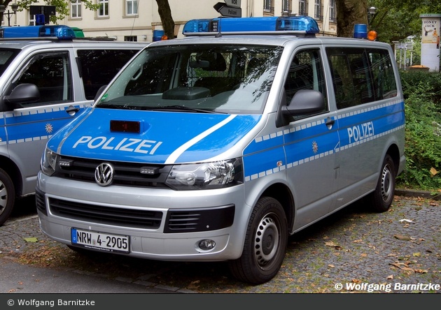 NRW4-2905 - VW T5 - FuStW