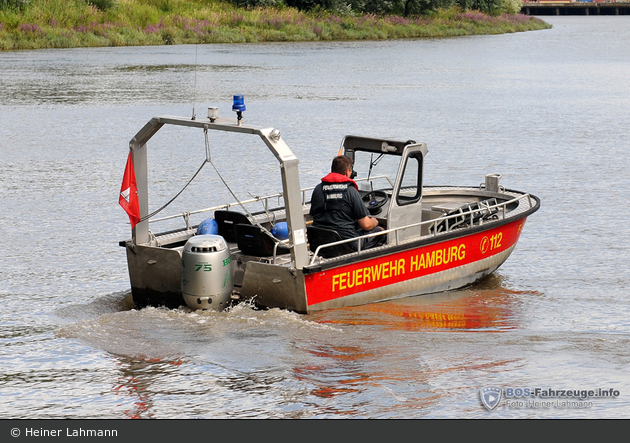 Florian Hamburg Cranz Kleinboot