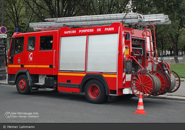Paris - Sapeurs-Pompiers - TLF - FM 3