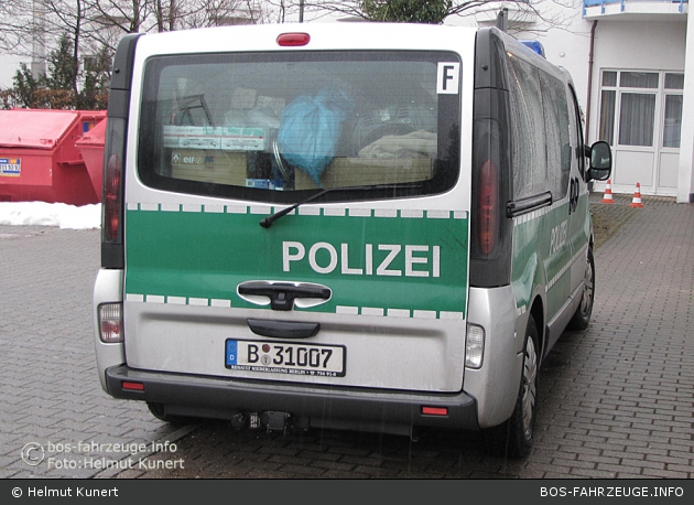 B-31007 - Renault Trafic - Funkbus